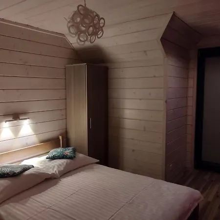 בקתה Cztery Pory Roku - Kominek, Sauna, Jacuzzi *