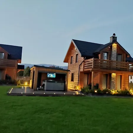 Cztery Pory Roku - Kominek, Sauna, Jacuzzi Chalet Zarzecze (Silesia)