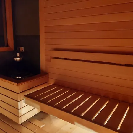 Chalet Cztery Pory Roku - Kominek, Sauna, Jacuzzi Zarzecze (Silesia)