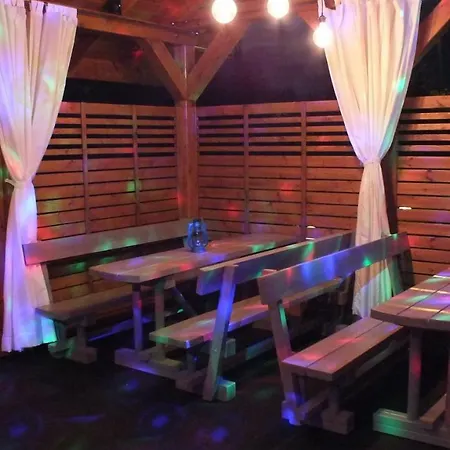 Cztery Pory Roku - Kominek, Sauna, Jacuzzi *