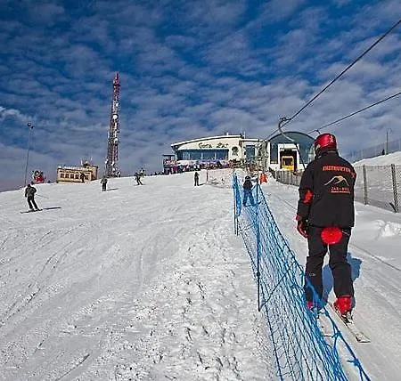 Cztery Pory Roku - Kominek, Sauna, Jacuzzi Chalet Zarzecze (Silesia)