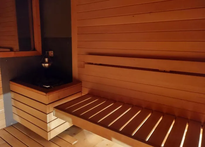 בקתה Cztery Pory Roku - Kominek, Sauna, Jacuzzi זאז'צ'ה