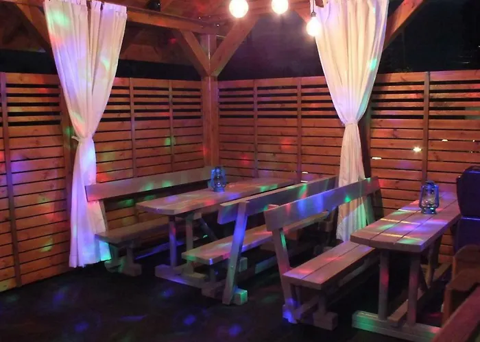 Cztery Pory Roku - Kominek, Sauna, Jacuzzi *